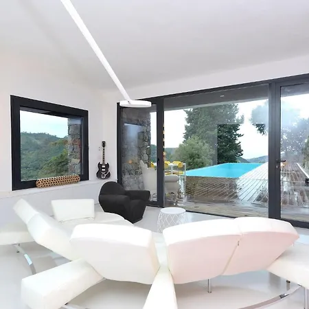 Luxury Minimalist Pool Seaview Liguria *