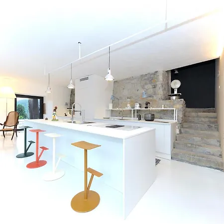Villa Luxury Minimalist Pool Seaview Liguria Castiglione Chiavarese