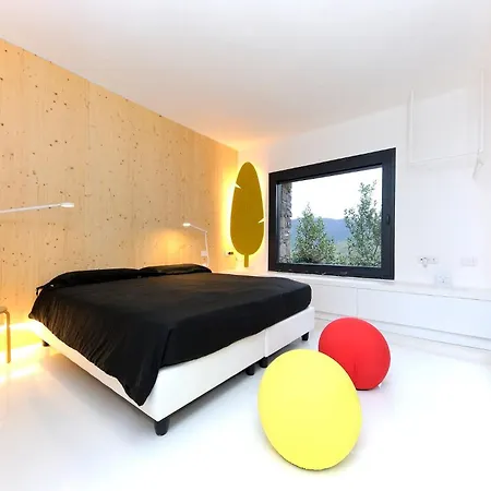 Luxury Minimalist Pool Seaview Liguria Villa Castiglione Chiavarese