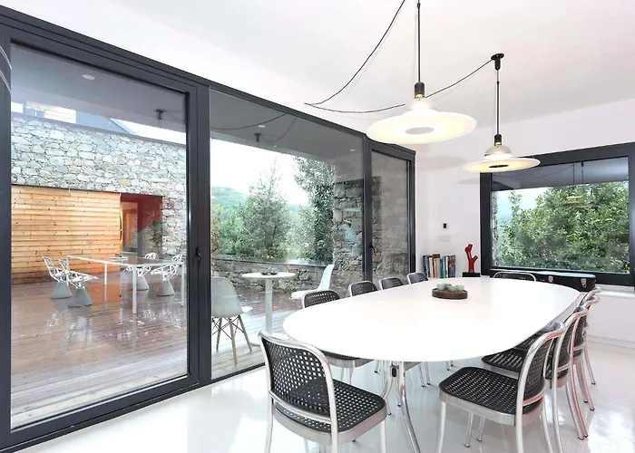 Luxury Minimalist Pool Seaview Liguria Castiglione Chiavarese