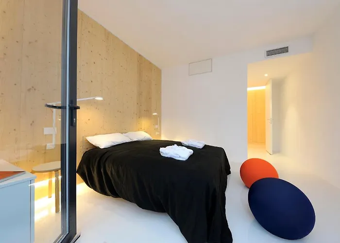 Villa Luxury Minimalist Pool Seaview Liguria Castiglione Chiavarese