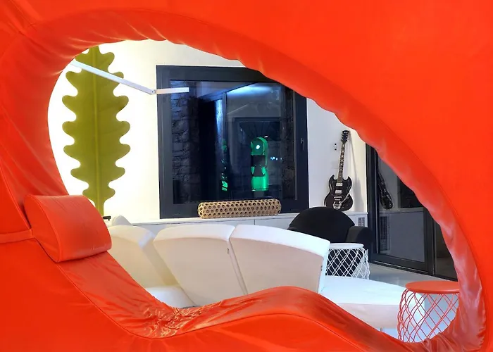 Luxury Minimalist Pool Seaview Liguria * Castiglione Chiavarese