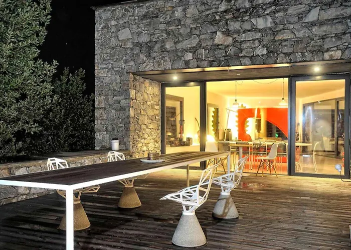 Luxury Minimalist Pool Seaview Liguria